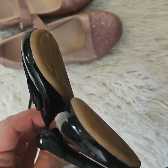 Stylish Kids Shoes Set - Black and Pink - Picture 7 of 7